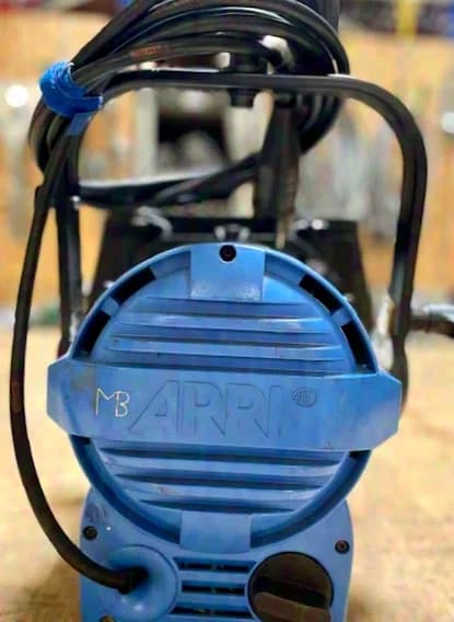 ARRI True Blue T1 1000W