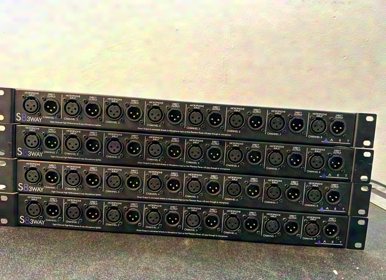 ART S8 3-Way Splitter