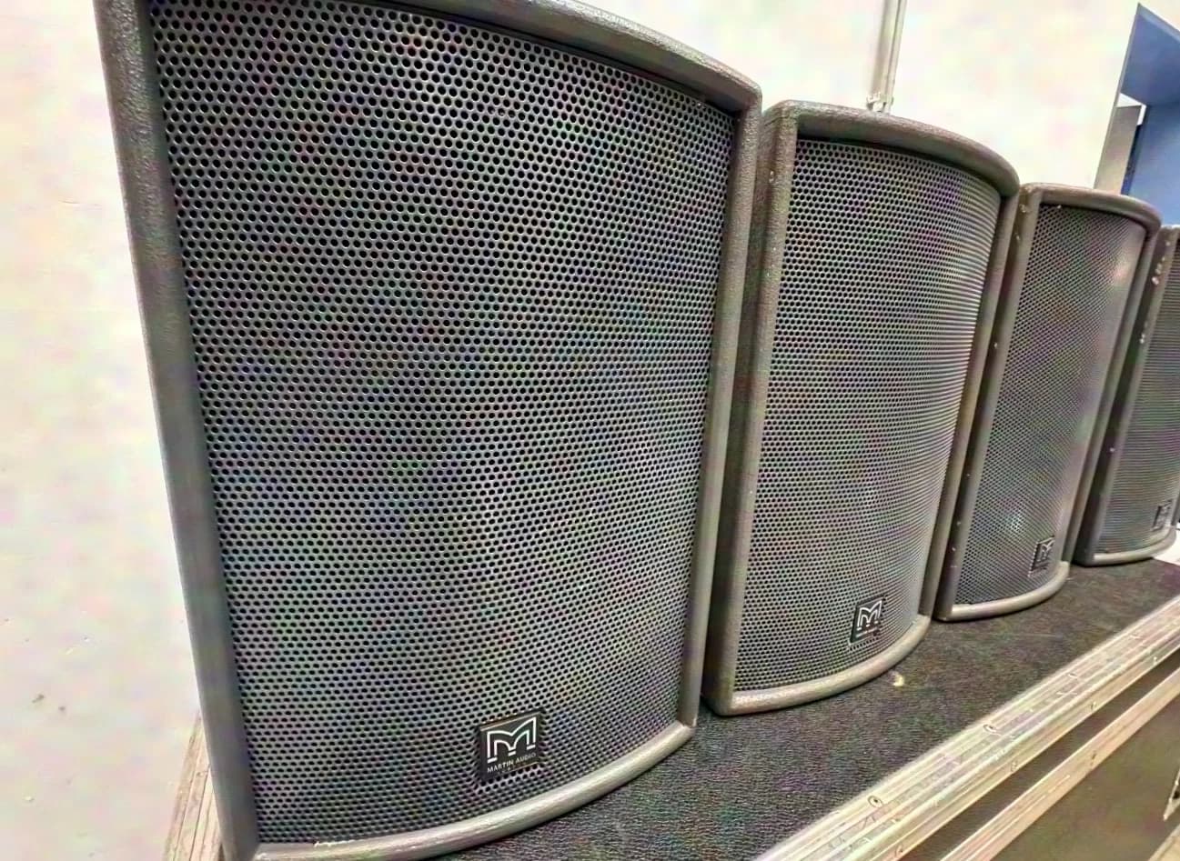 Ensemble Martin Audio W1 avec case inclus