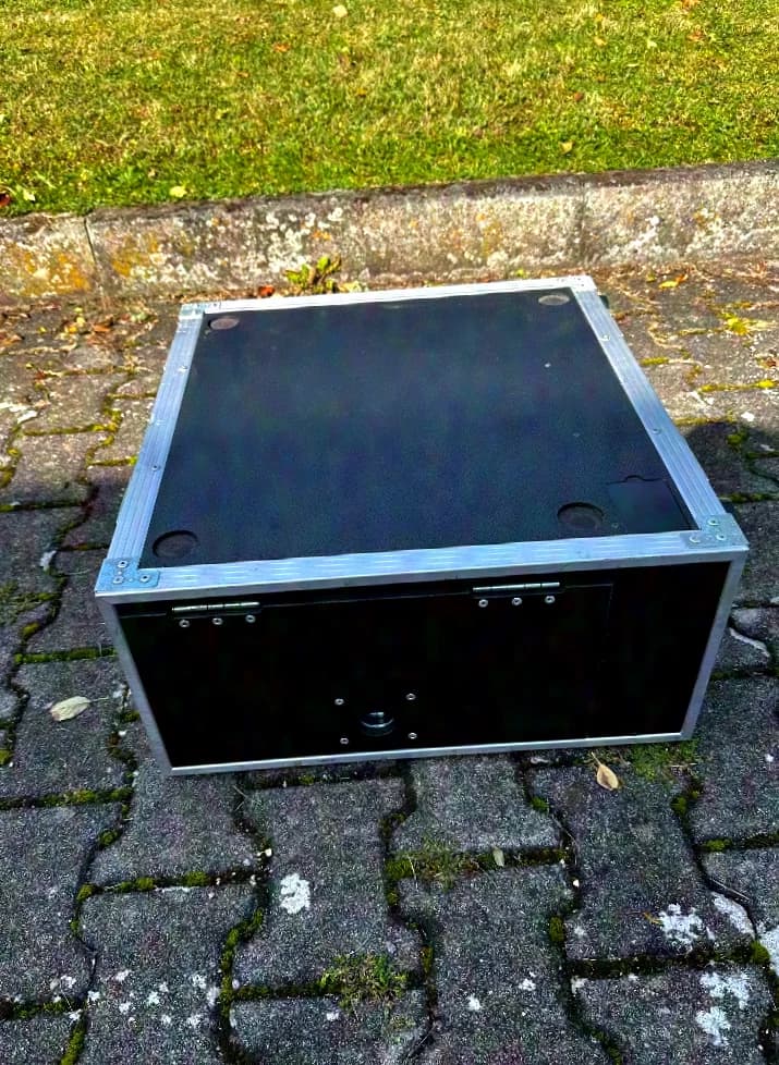 Cases Seeburg pour amplificateurs de puissance