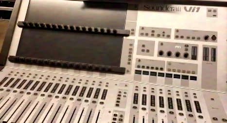 Soundcraft Vi1