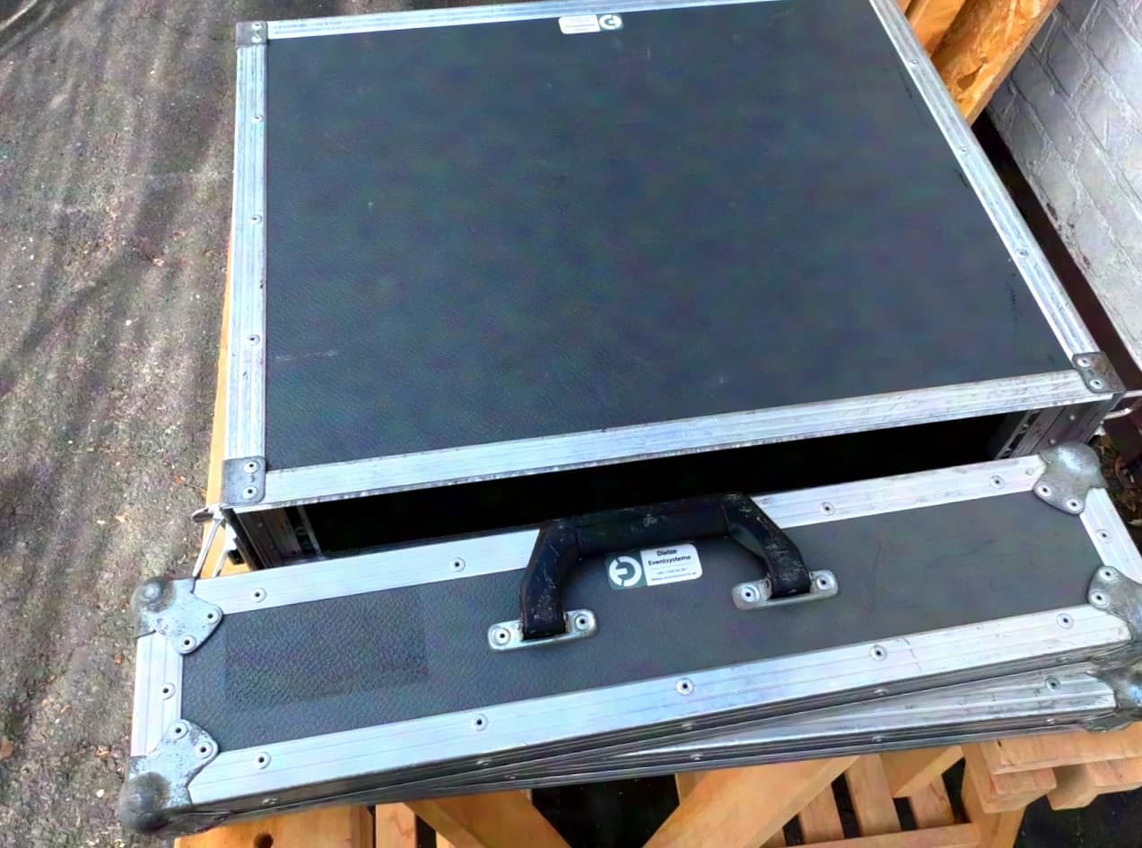 Überschall 19" Rack DD 2 HE