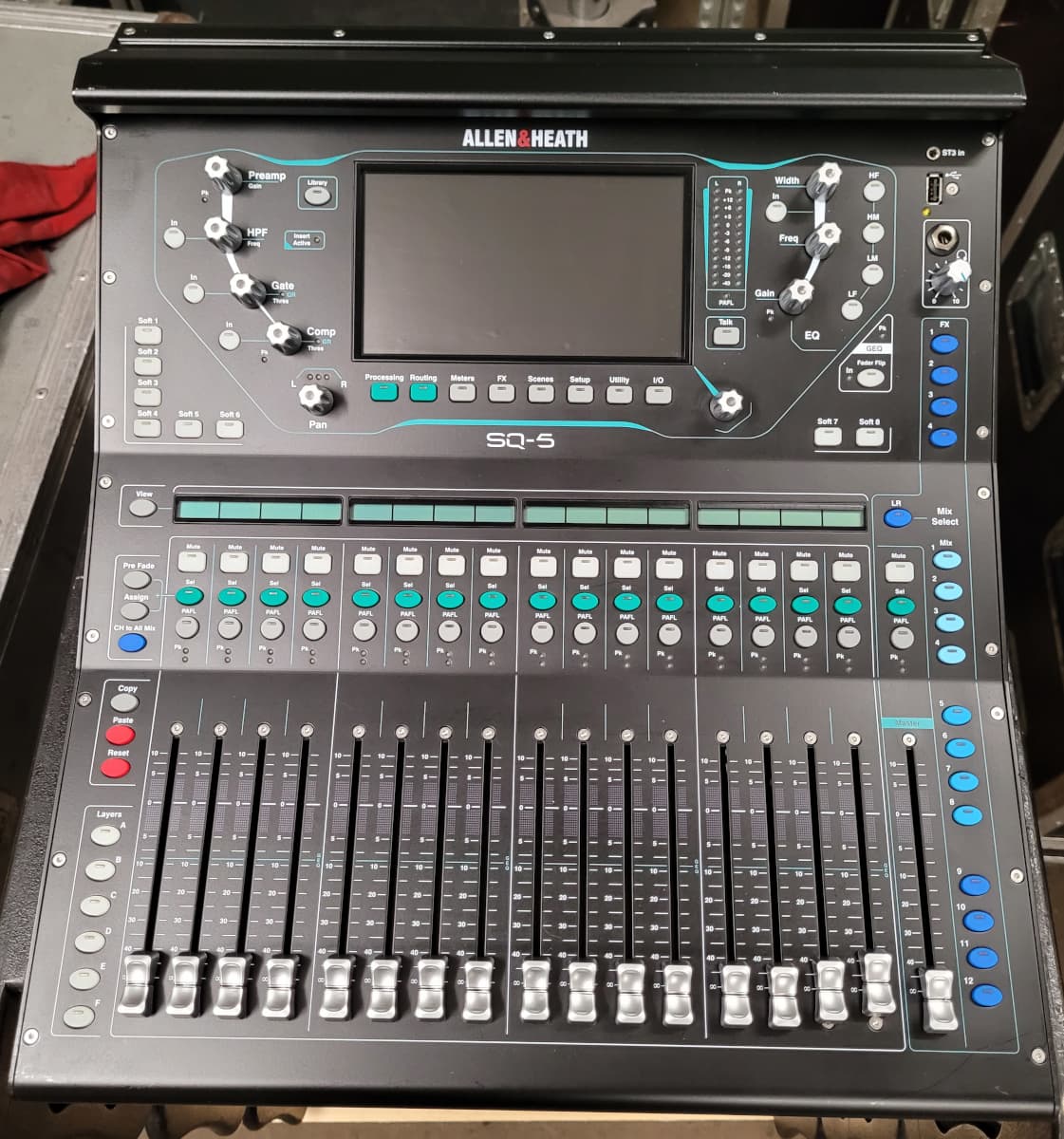 Allen & Heath SQ5 digital Mixingdesk