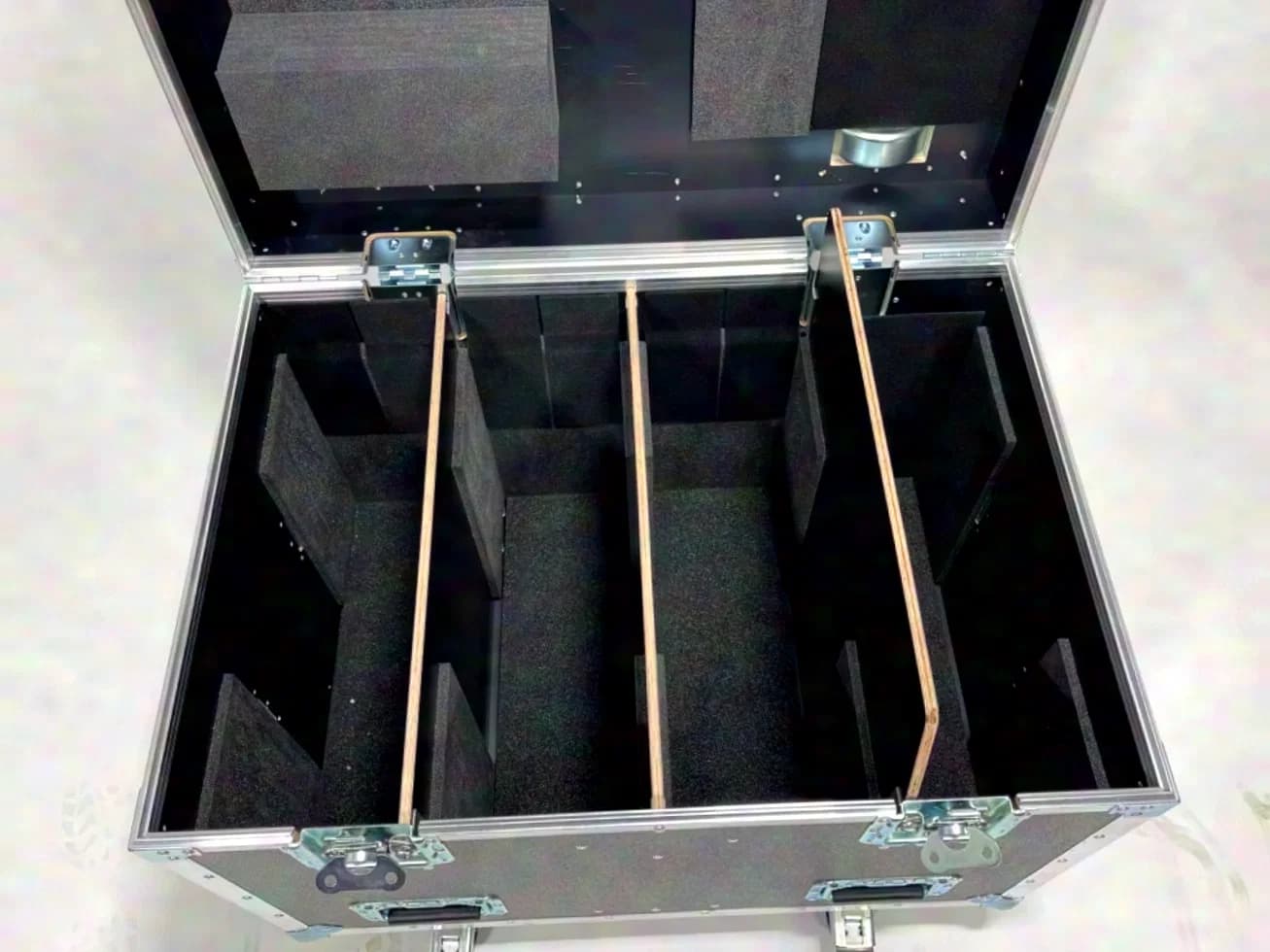 #04 - SDF Case pour 3x Elation KL Panel