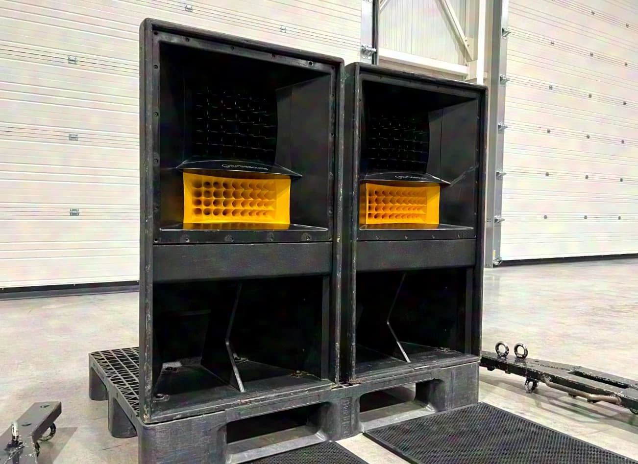 2x Turbosound Aspect TA-500DP amplifiées 15"/10"/2" + accastillage