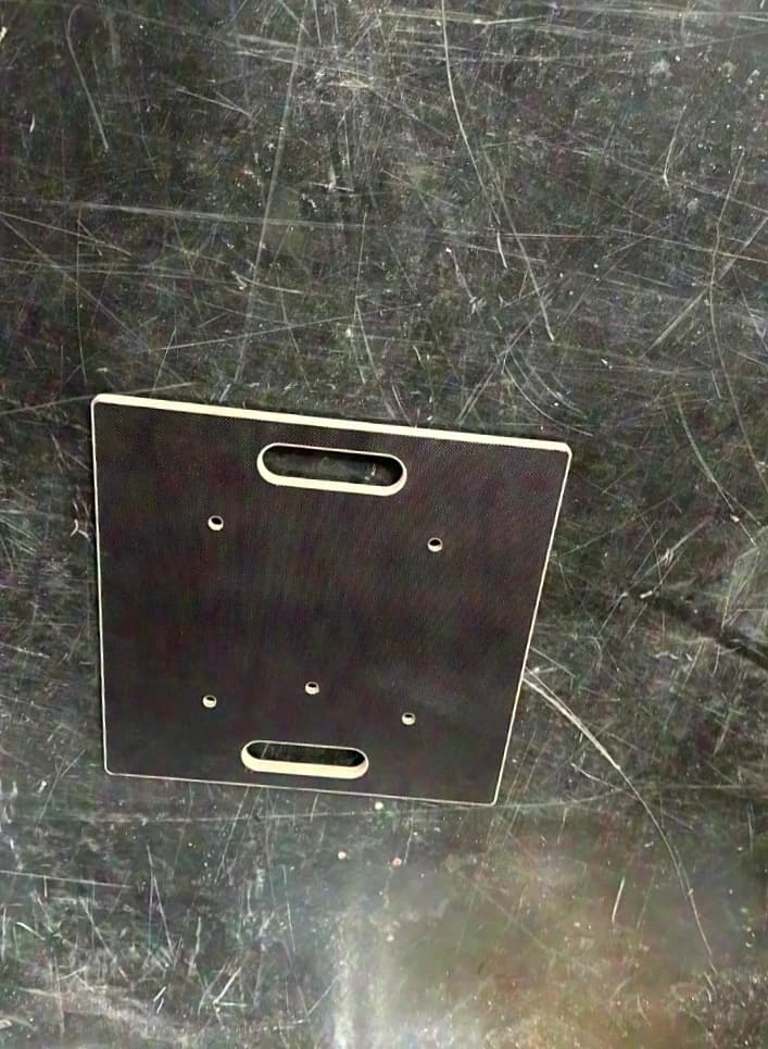44 plaques de base pour structures GT-Stage de différentes dimensions