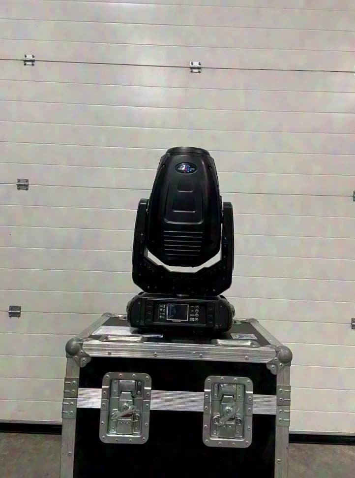 8x Media LED X-Spot avec des cases Amptown