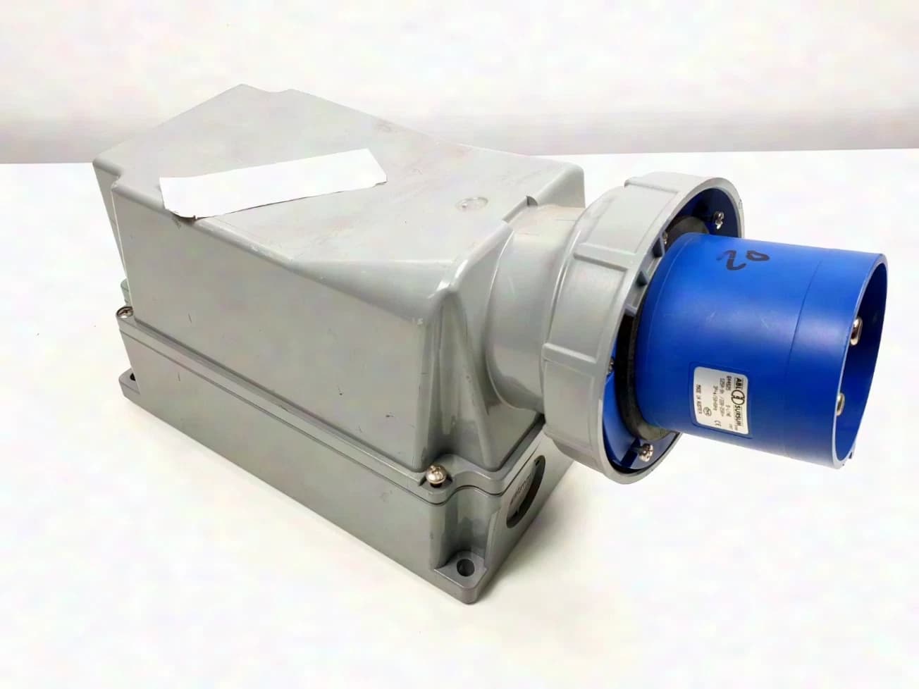 ABL sursum CEE 63A 240V 3P prise murale mâle IP67