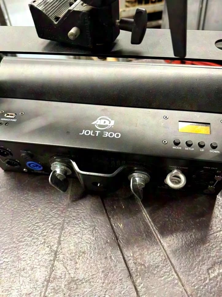 ADJ Jolt 300 RGBW Stroboscope / Projecteur d’effets