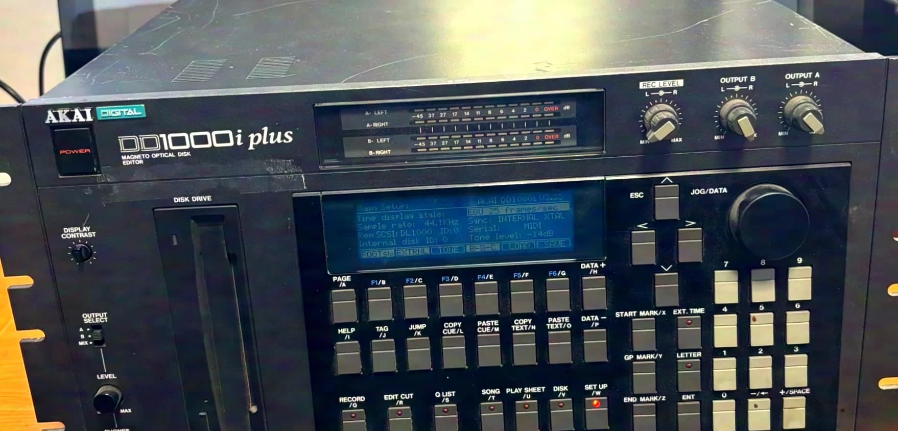 AKAI Digital DD1000i plus Magneto Optical Disk Editor