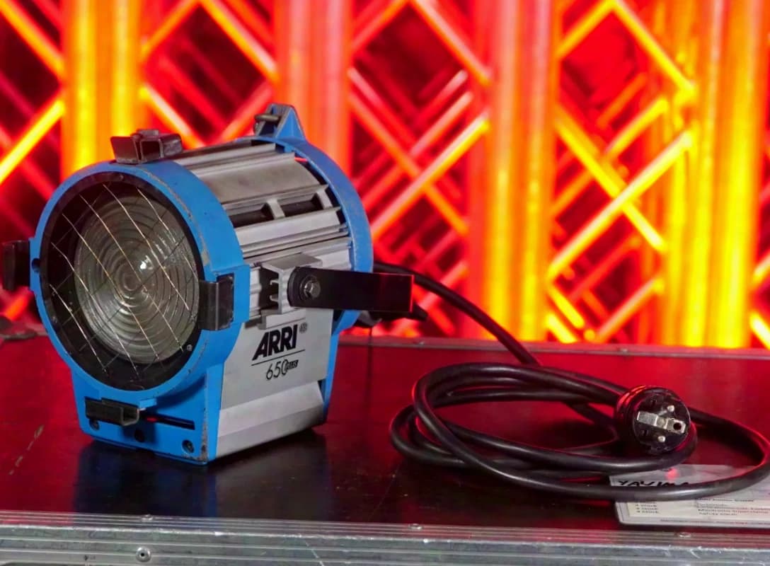 ARRI 650 Plus argent/bleu coffret 4 unités