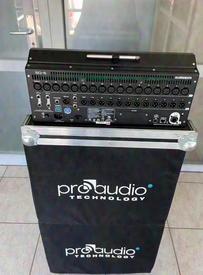 Allen & Heat SQ5 console de mixage numérique 48 canaux