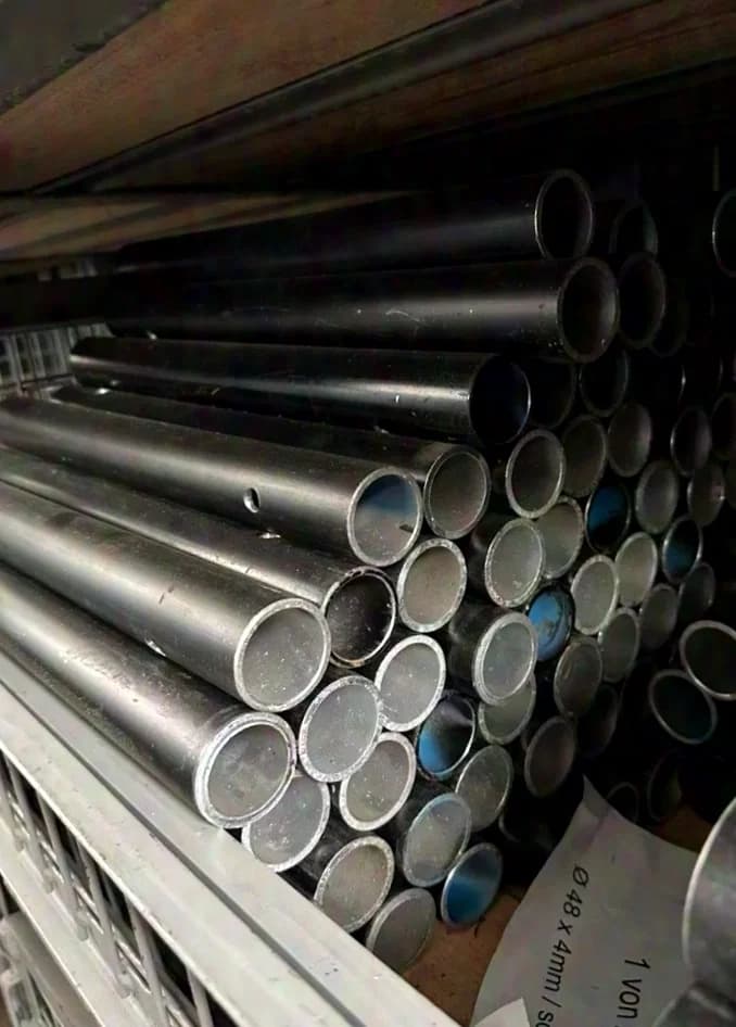 Tube en aluminium, Pipe 48x4mm noir, différentes longueurs