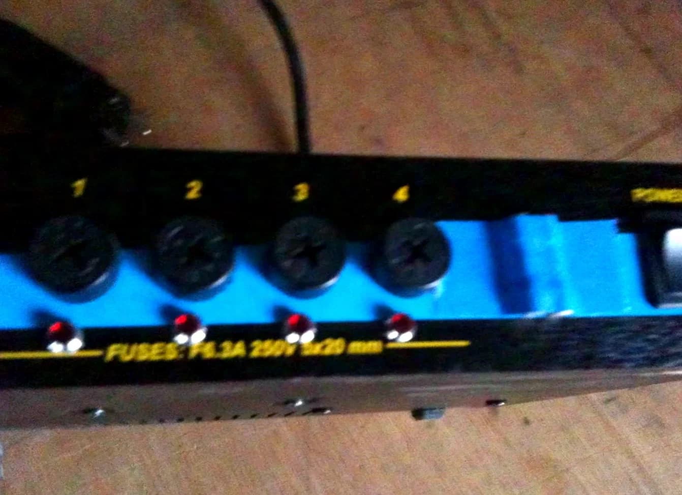 American DJ BK-4S 4 canaux Switch Pack
