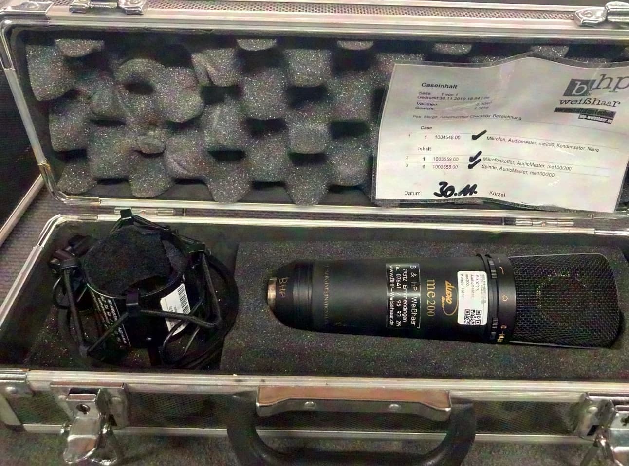 Microphone à condensateur à grand diaphragme Audiomaster ME200, cardioïde, avec mallette d’origine et suspension