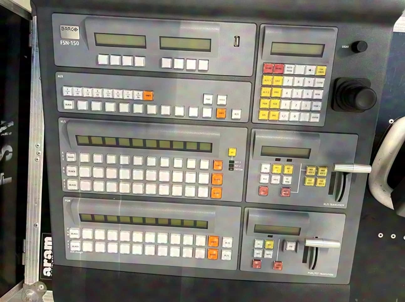 BARCO FSN-1400 avec contrôleur FSN-150