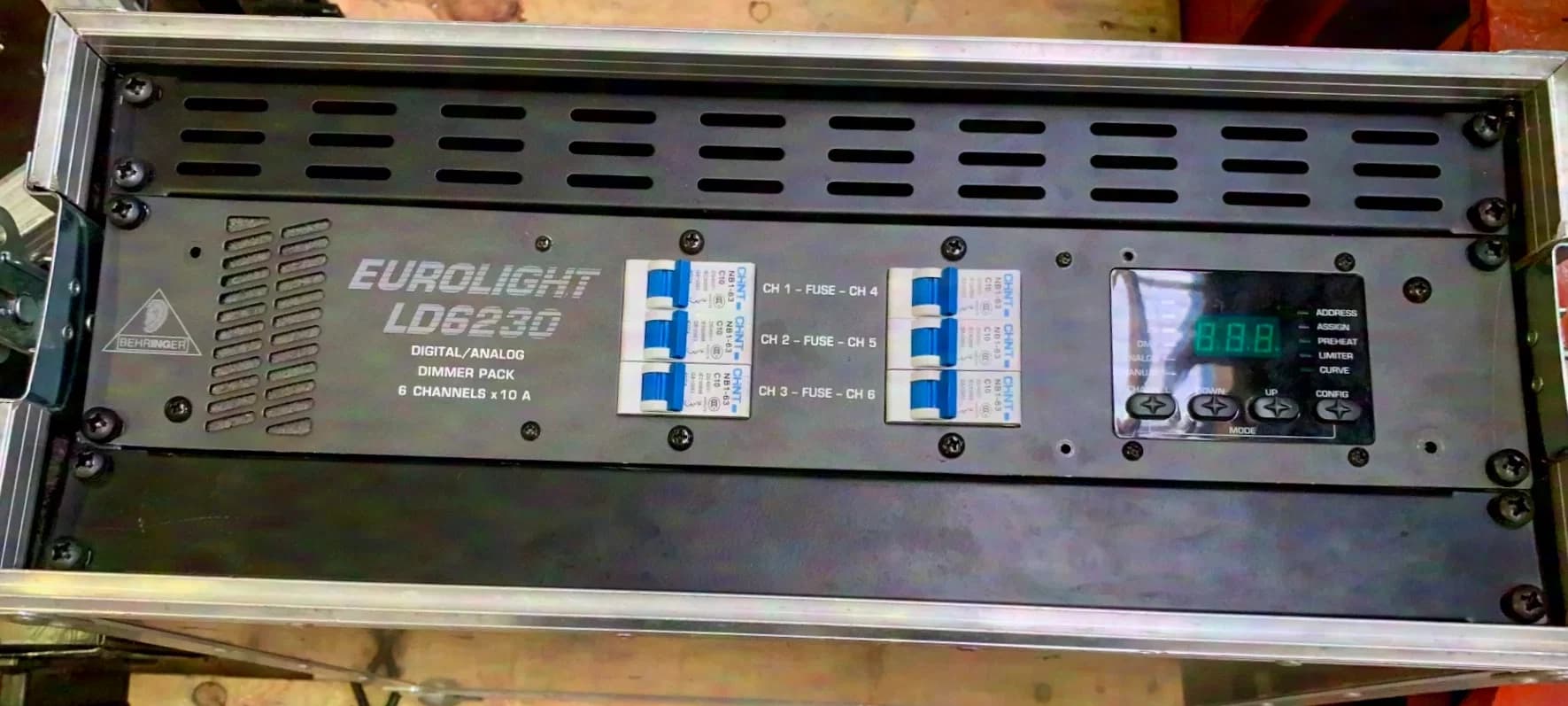Behringer EUROLIGHT LD6230 gradateur