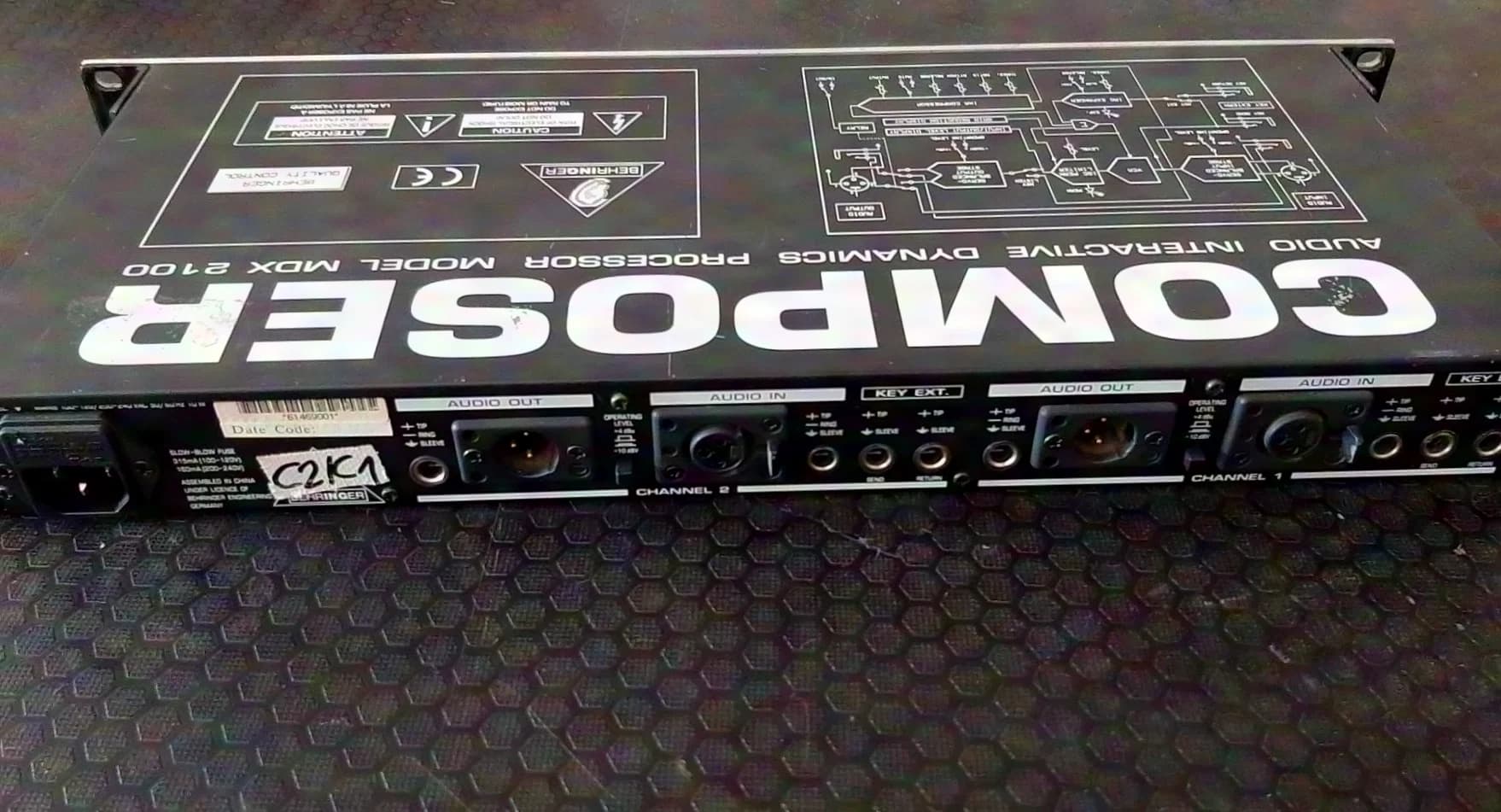 Behringer MDX 2100 Dynamics Processor