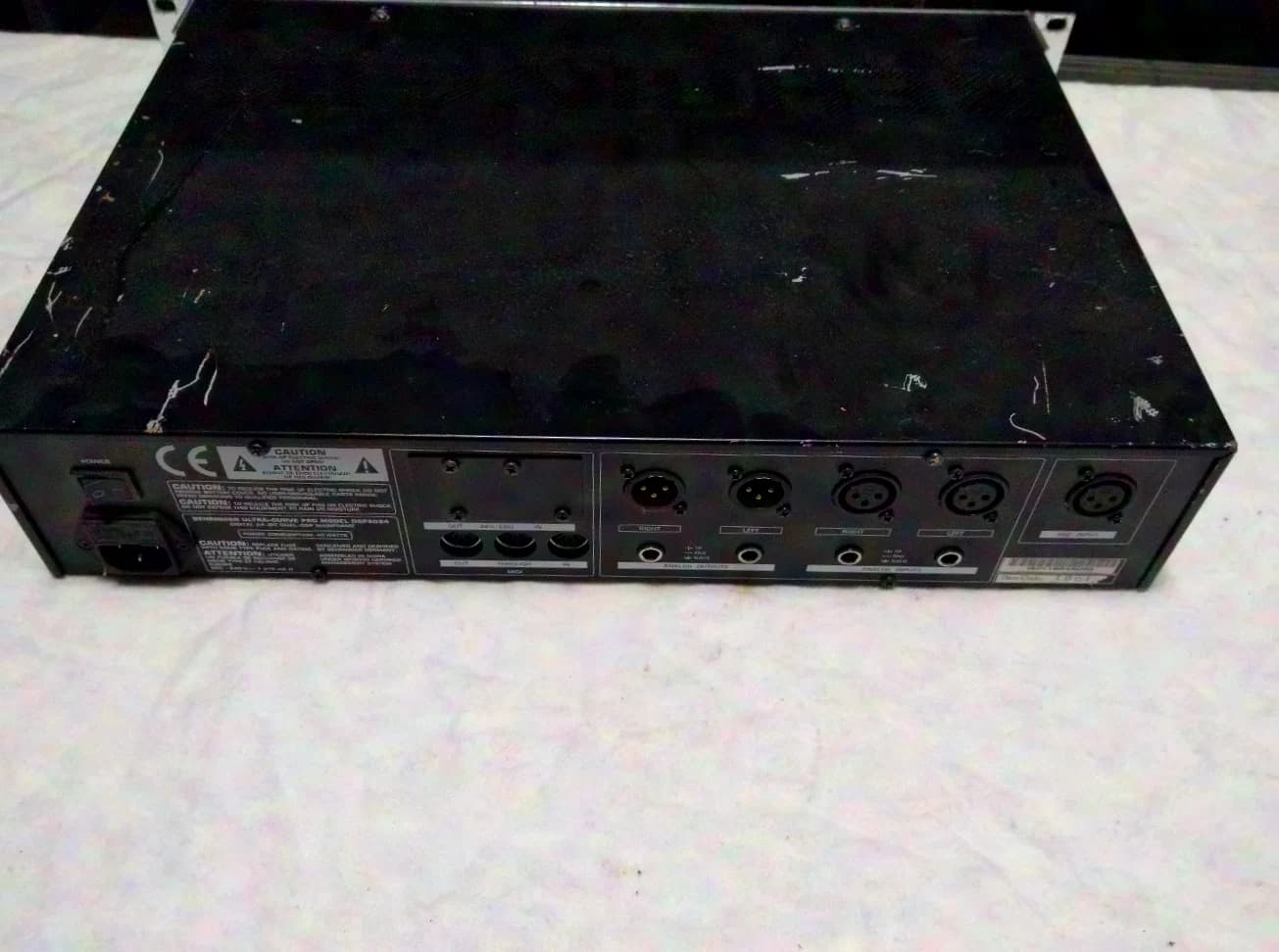 Behringer Ultracurve Pro DSP 8024