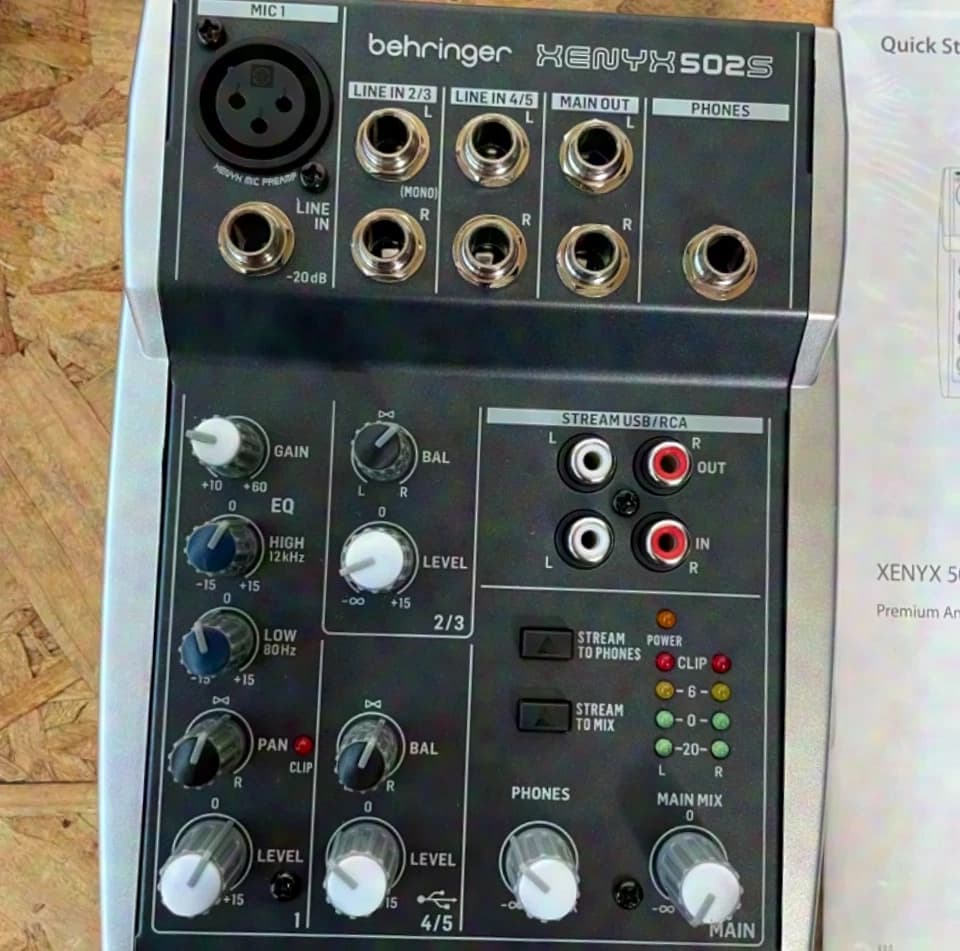 Behringer Xenyx 502S - comme neuf