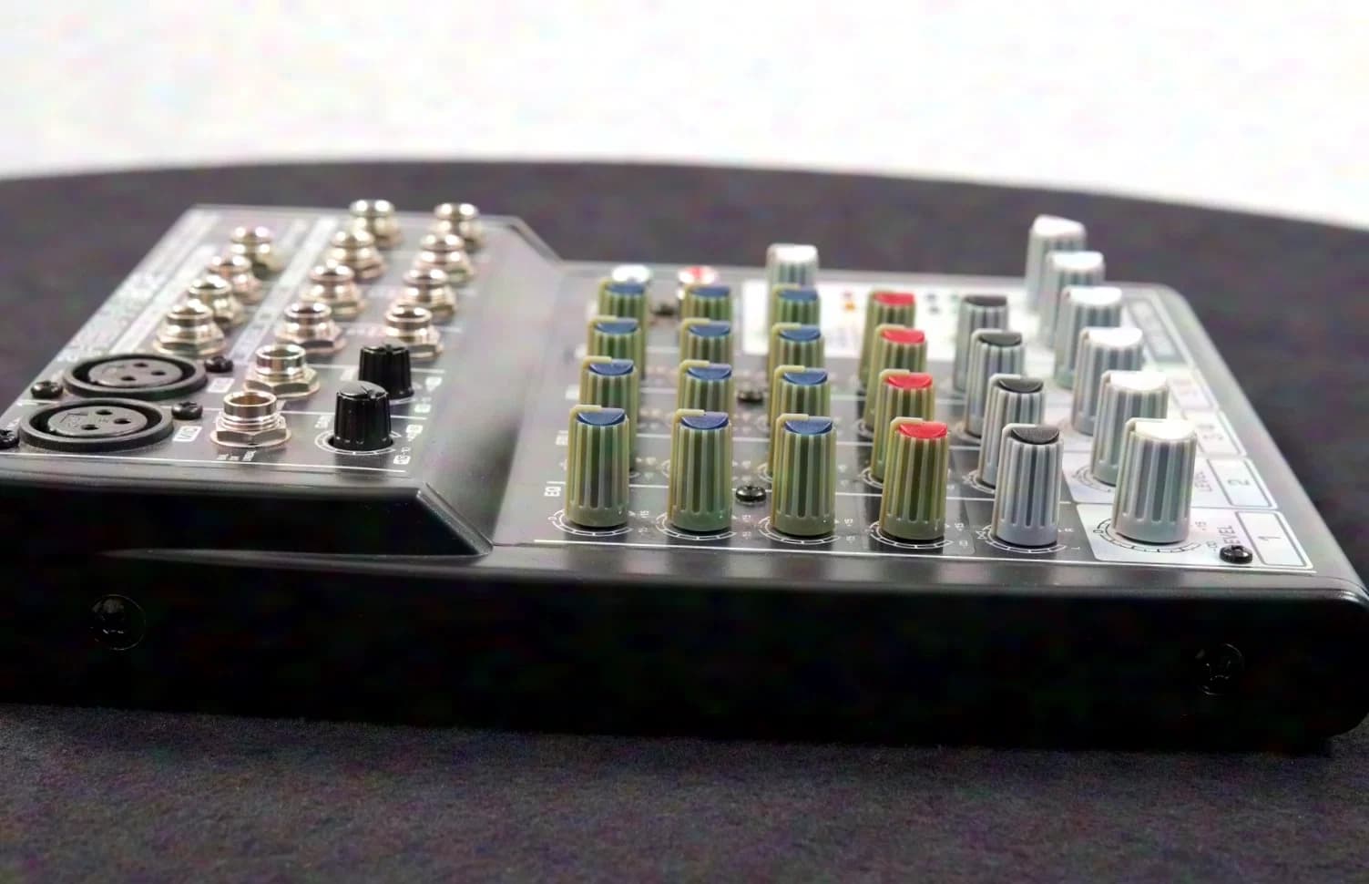 Behringer Xenyx 802