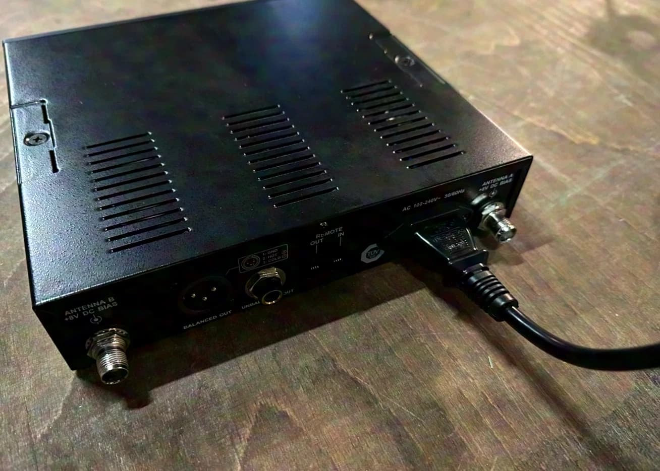 Beyerdynamic NE911 récepteur sans fil 718-790MHz