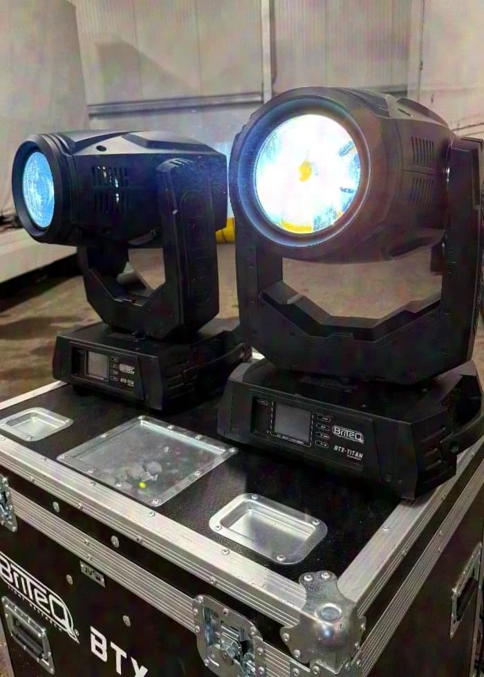 Briteq BTX -Titan 8 pièces en lot