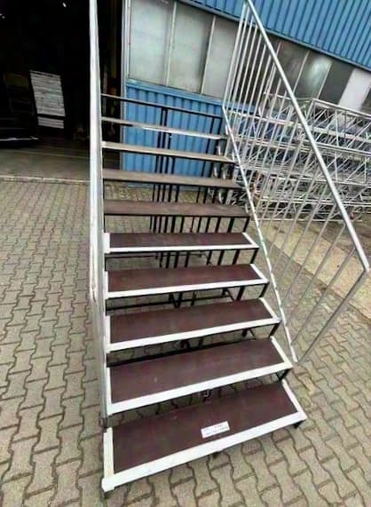 Escalier Bütec 10 marches 1,50m x 2,00m #TR04