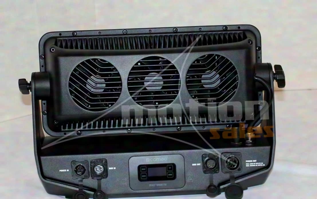 Projecteur LED CAMEO ZENIT W600 TW, IP65 (lot de 4 dans un flight-case)