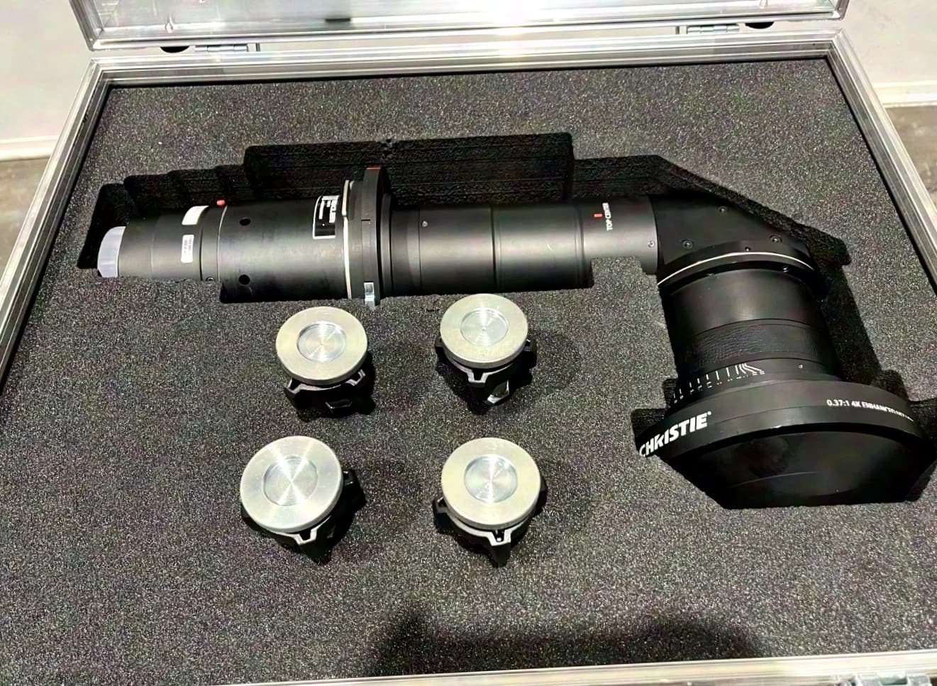 CHRISTIE® HB-Lens | 0,38:1