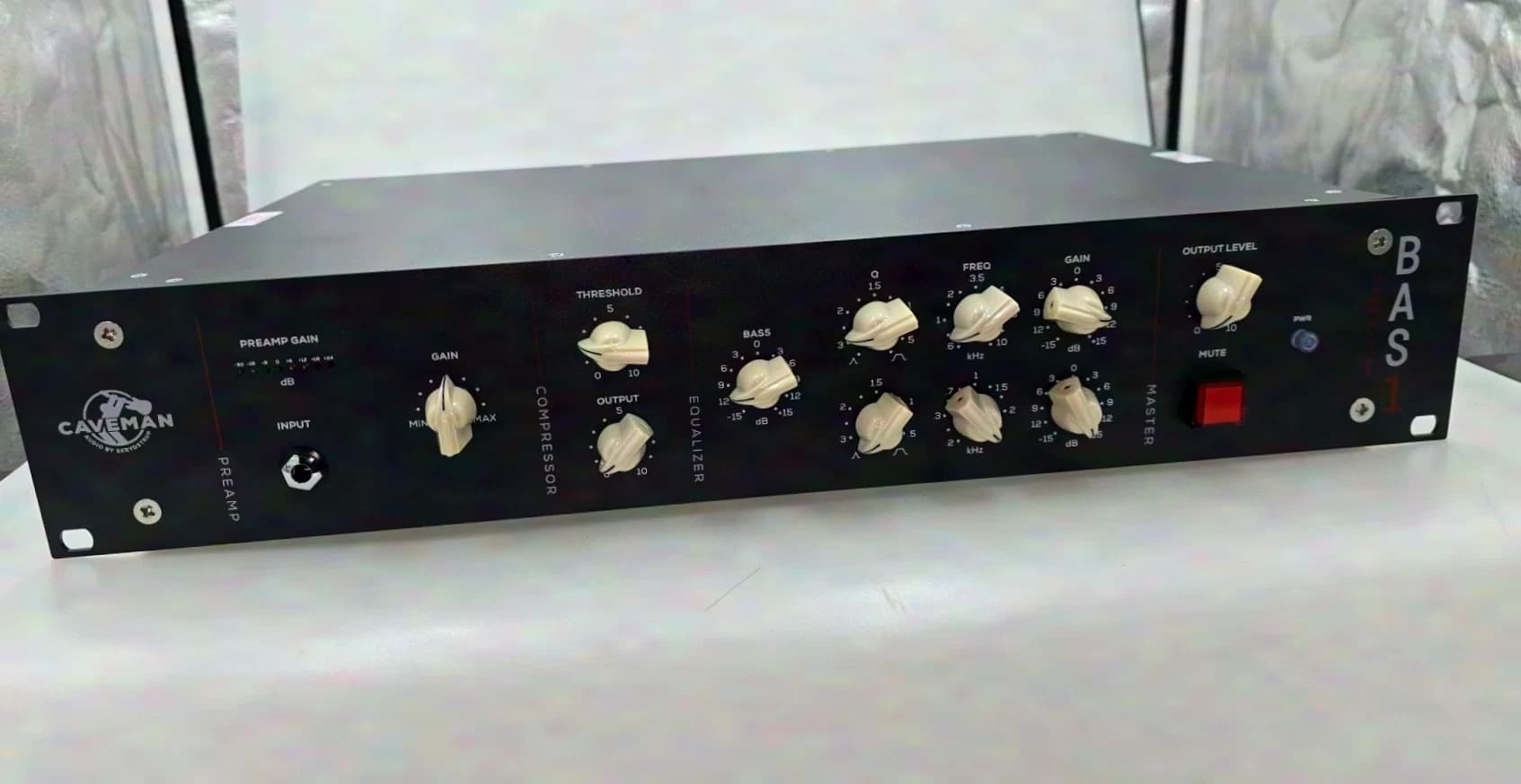 Caveman Audio BAS1 Bass System inkl. Remote