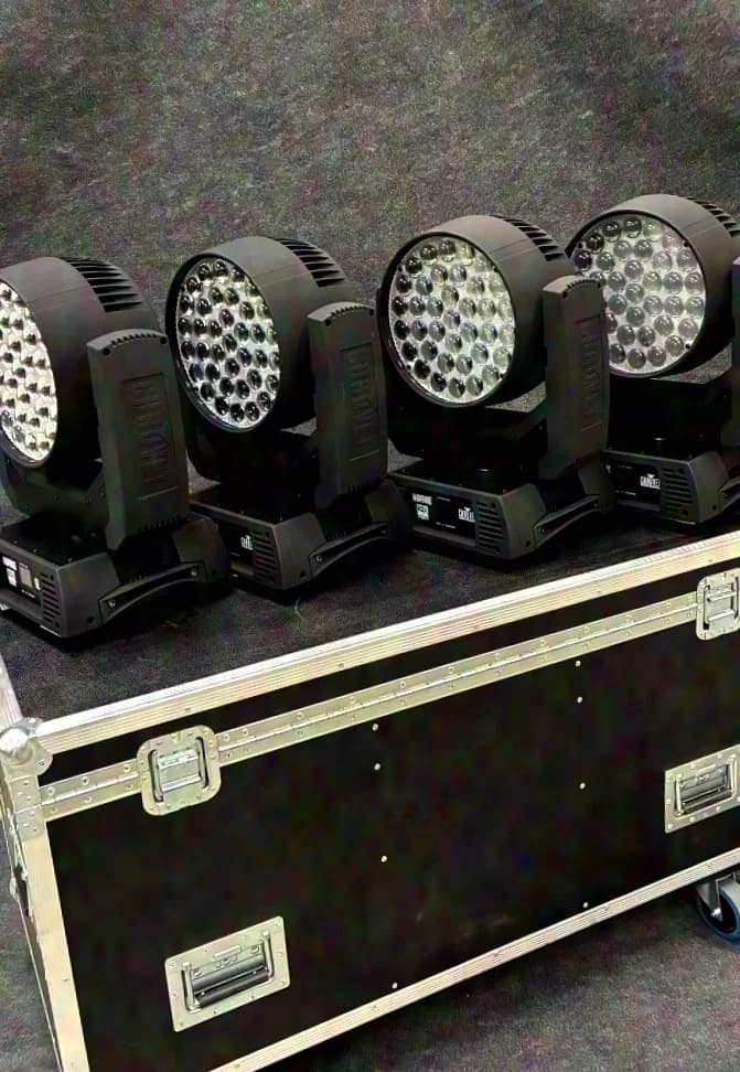 Chauvet Professional R3X 37x 25W LED Washlight Set de 12