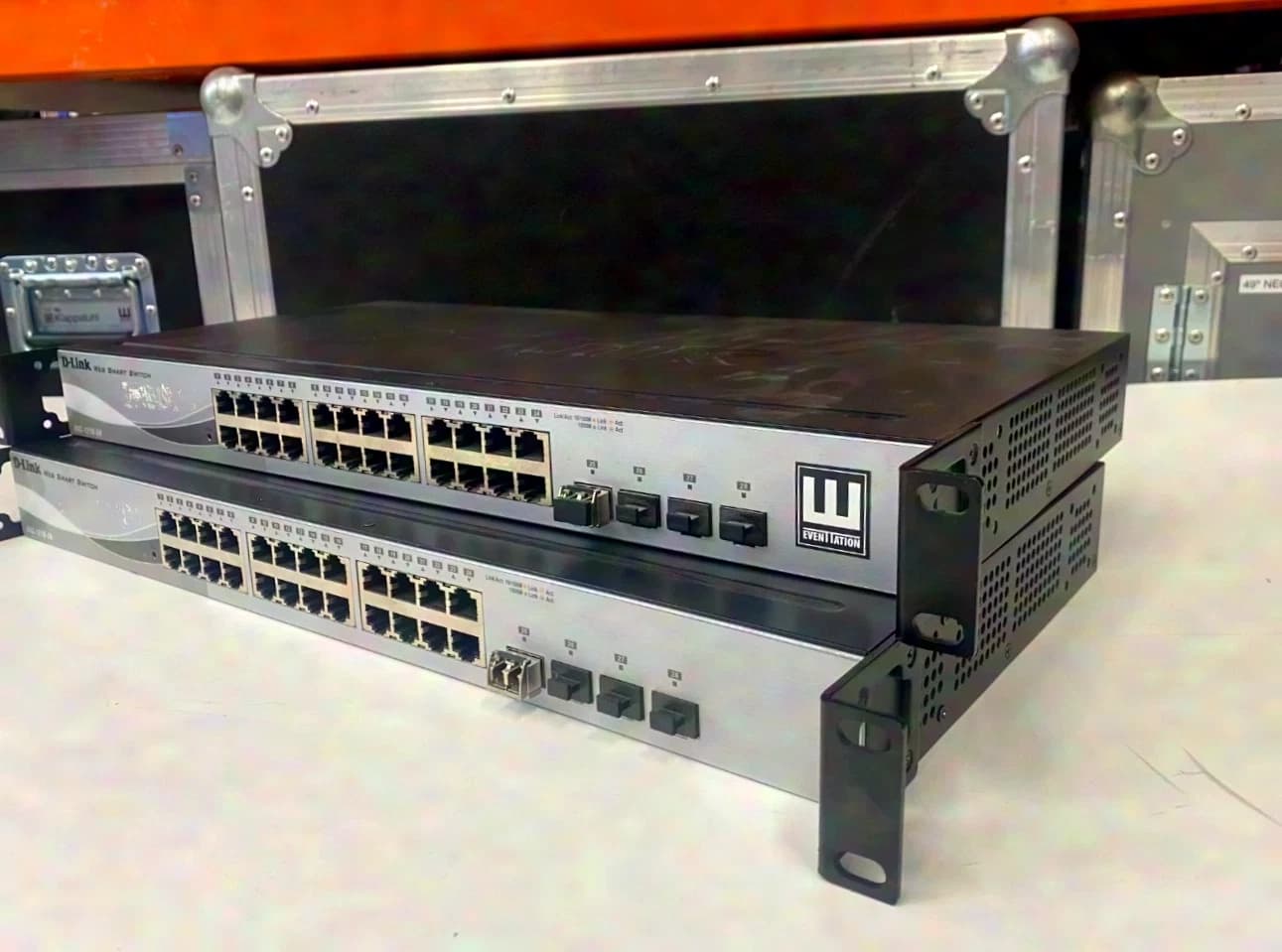 D-Link Web Smart Switch DGS-1210-24, avec 1 module SFP multimode