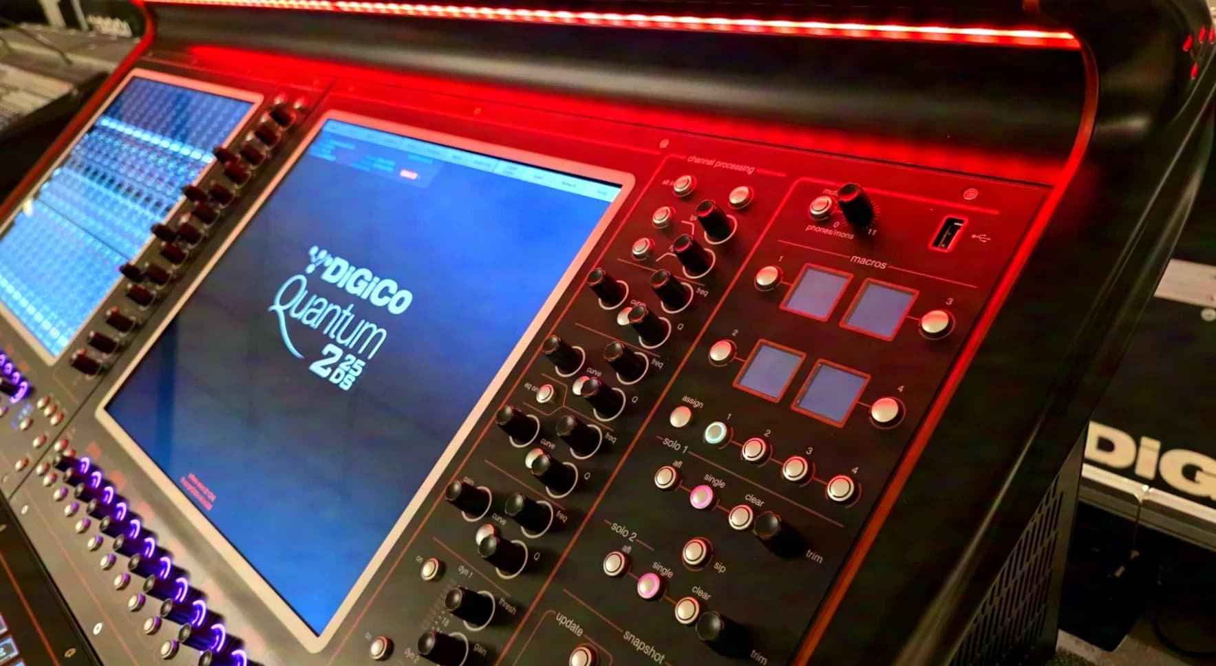 Digico Quantum Q225 DS