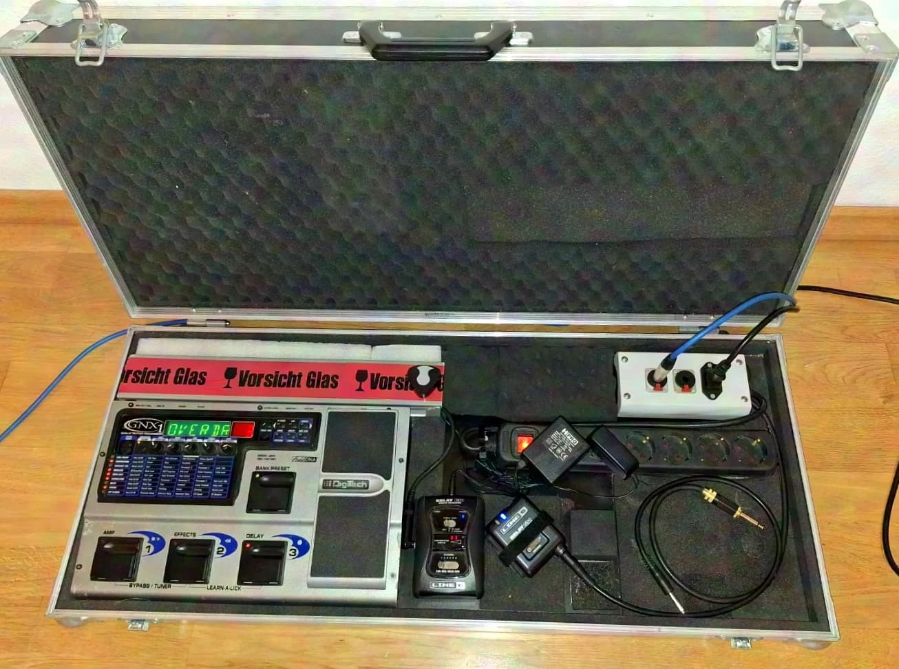 Étui guitare Digitech Line6 GNX1, effet DigiTech GNX1, système sans fil guitare Line6 G30 entièrement câblé