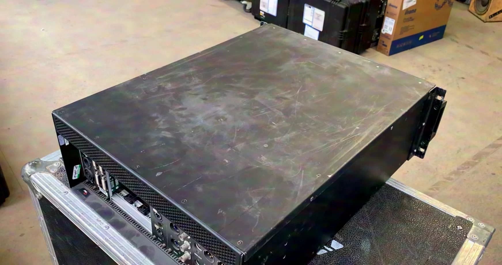Serveur média Disguise 4x4 PRO
