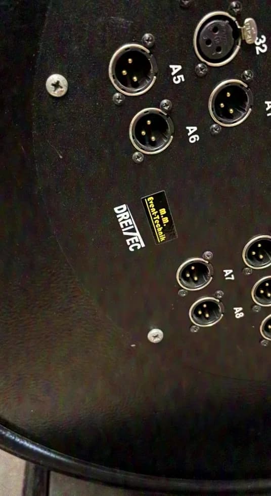 DreiTec Multicore en flight-case 32-8 avec stagebox