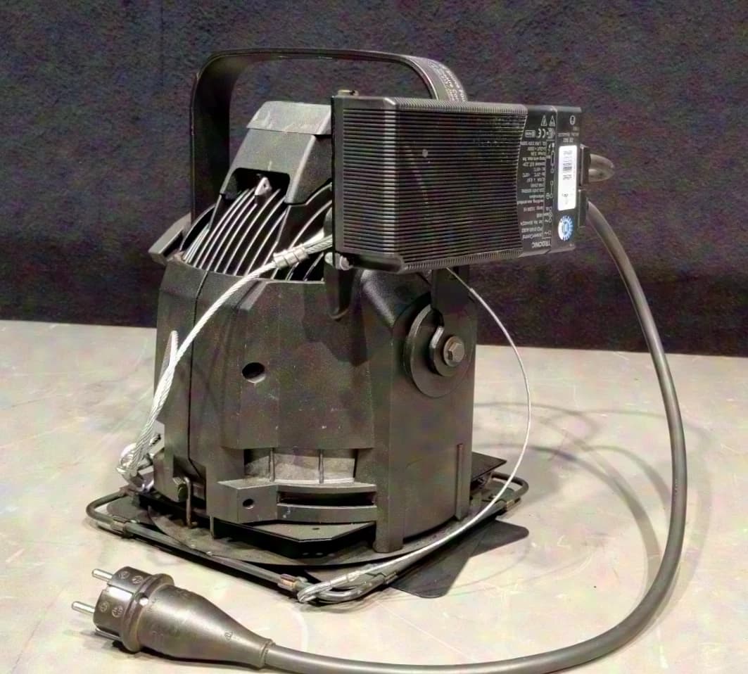 ETC Studio PAR CDM-T 150W