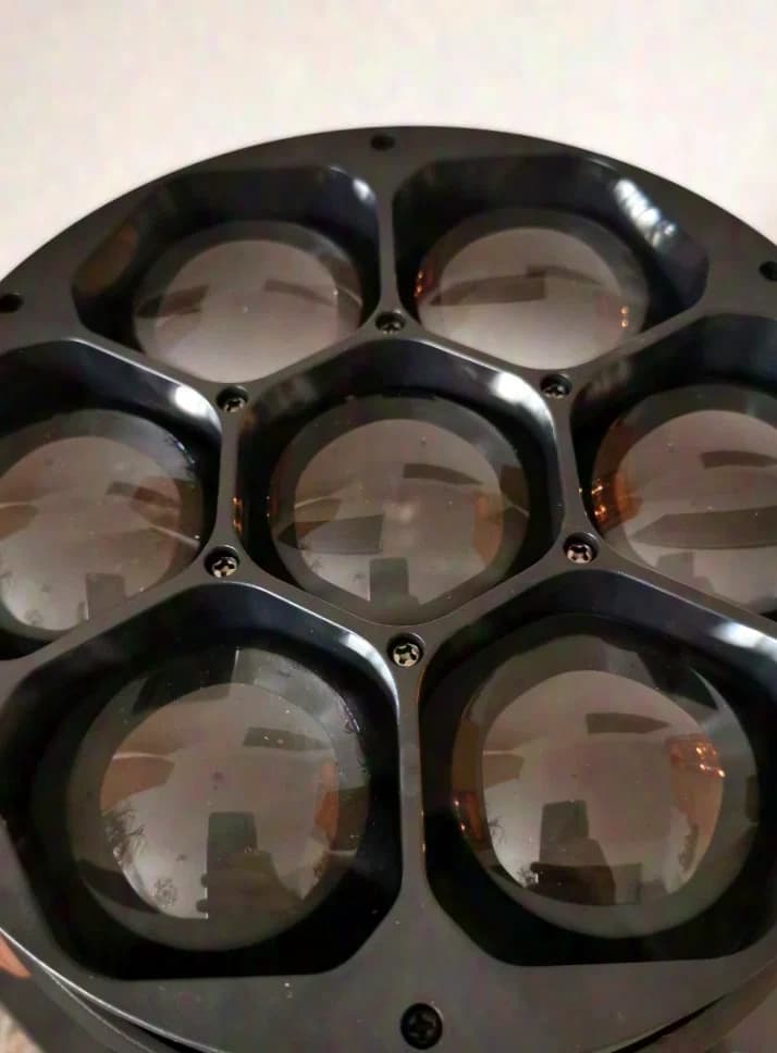 E-Lites Sharp Eye 7x40W Wash/Zoom Movinghead Set de 8 Washers