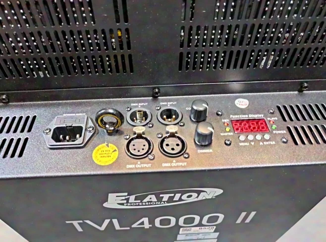 Elation projecteur LED à lumière diffuse TVL 4000 II MK2