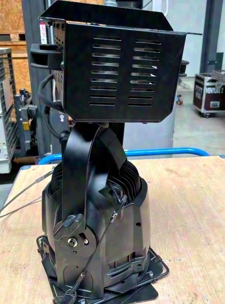 Eurolight Studio PAR MSR 575 noir - projecteur lumière du jour - 6000° K