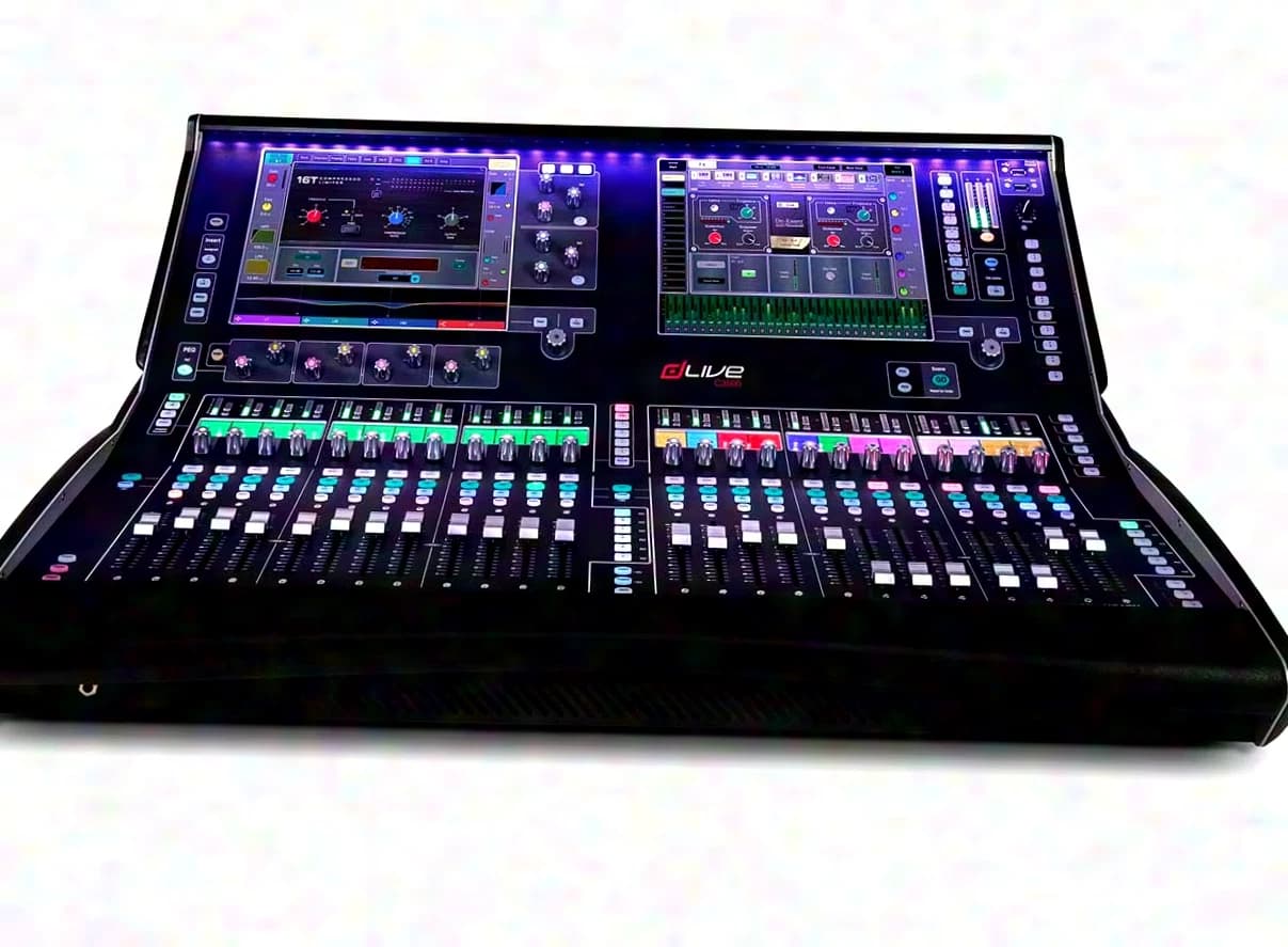 Ex-démo, comme neuf Allen & Heath dLive C3500-dLive CDM64 Package