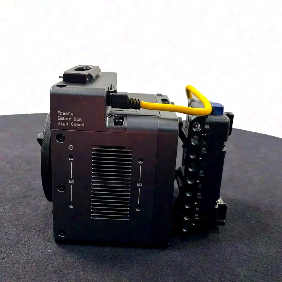 Freefly Systems Ember S5K (Passive Universal Mount, 4TB) Sony E Mount