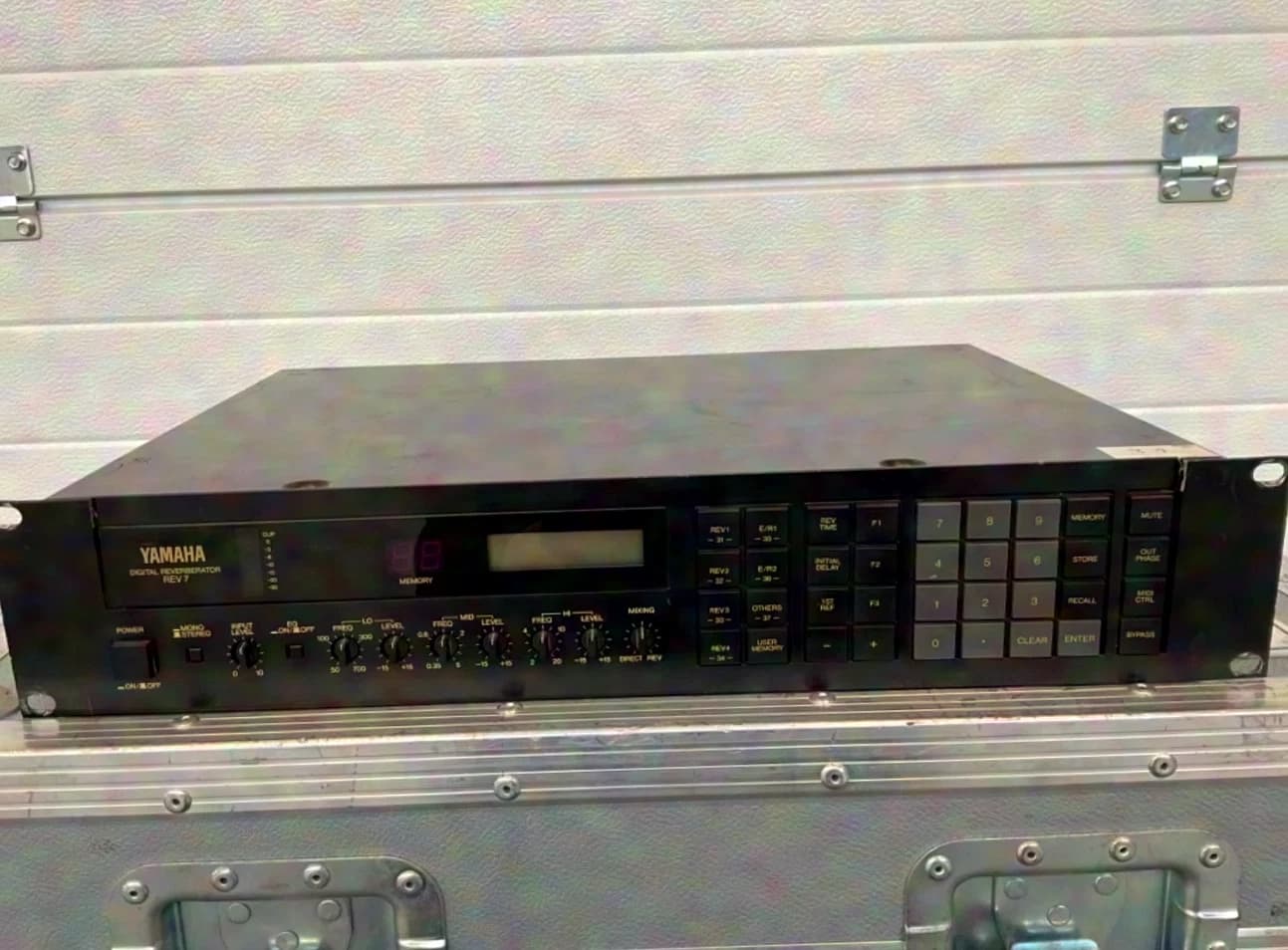 GG - Yamaha Digital Reverberator REV 7