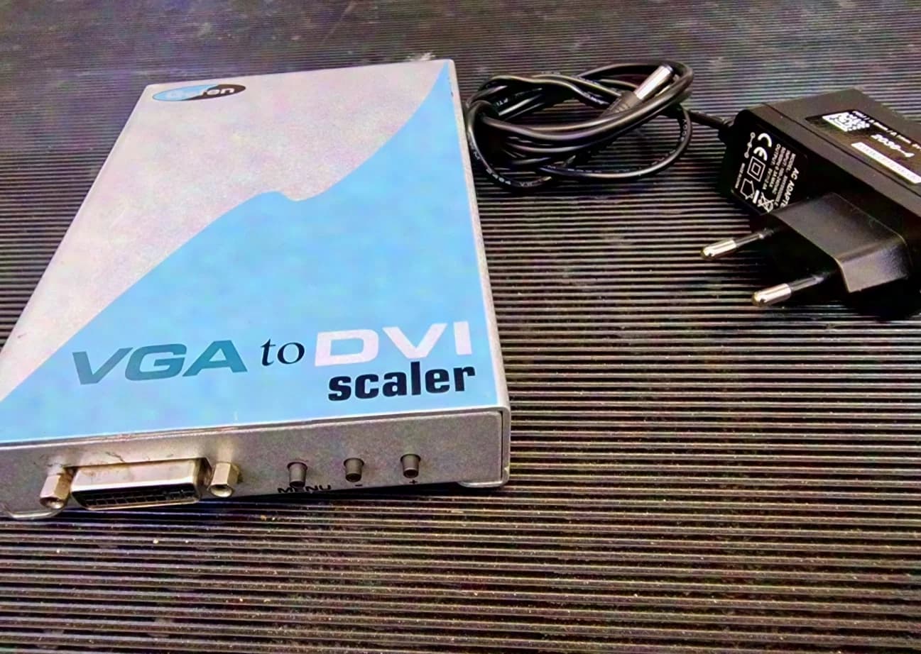Gefen VGA to DVI scaler