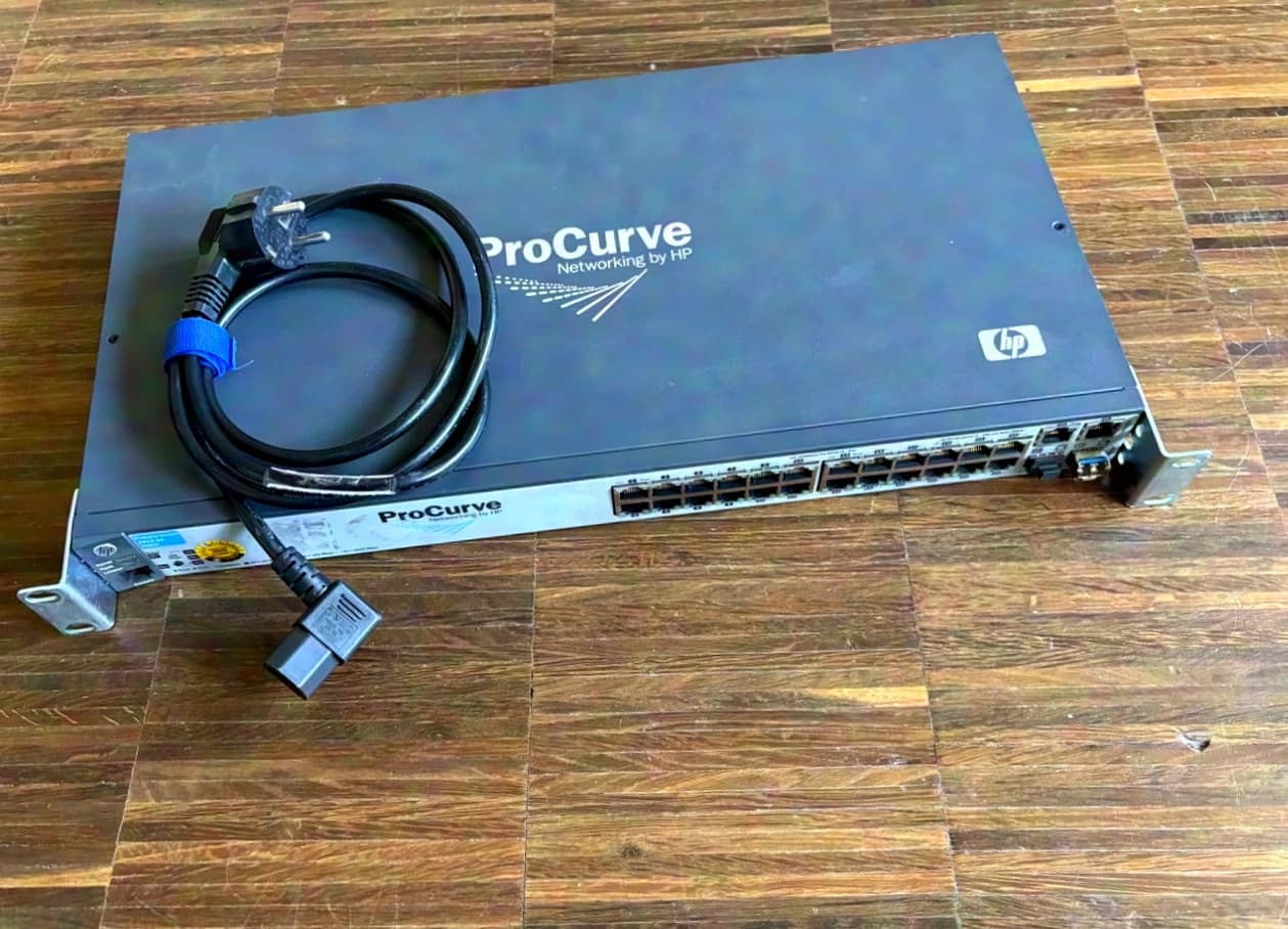 Commutateur réseau HP Procurve 2610-24