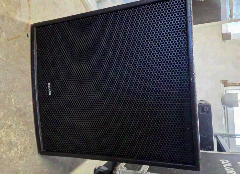 Hitec Audio 15" 300W Subwoofer