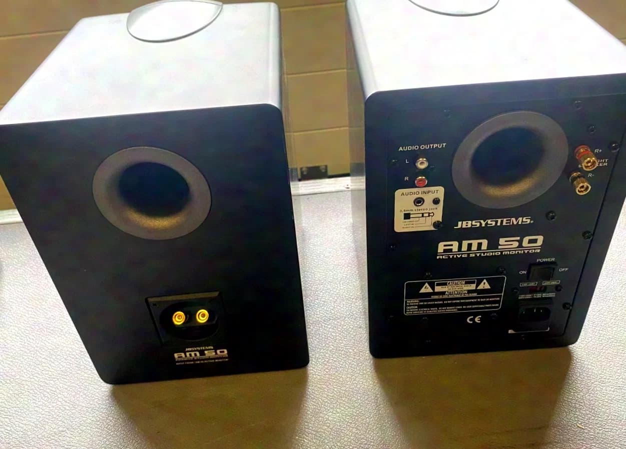 JB-Systems AM50 moniteur de studio actif actif 2x35Wrms
