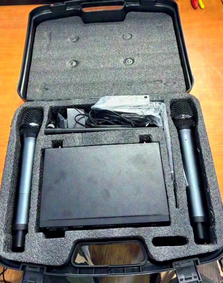 JB-Systems HF-Pro Twin Diversity 514-542Mhz Set sans fil