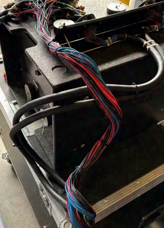 Stagebox LK85 Multipin Split vers 2x 24 XLR pour connecteurs circulaires LK85